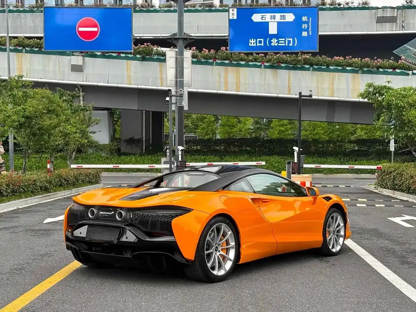 Artura 2023 3.0T Hybrid Standard Model — миниатюра 7