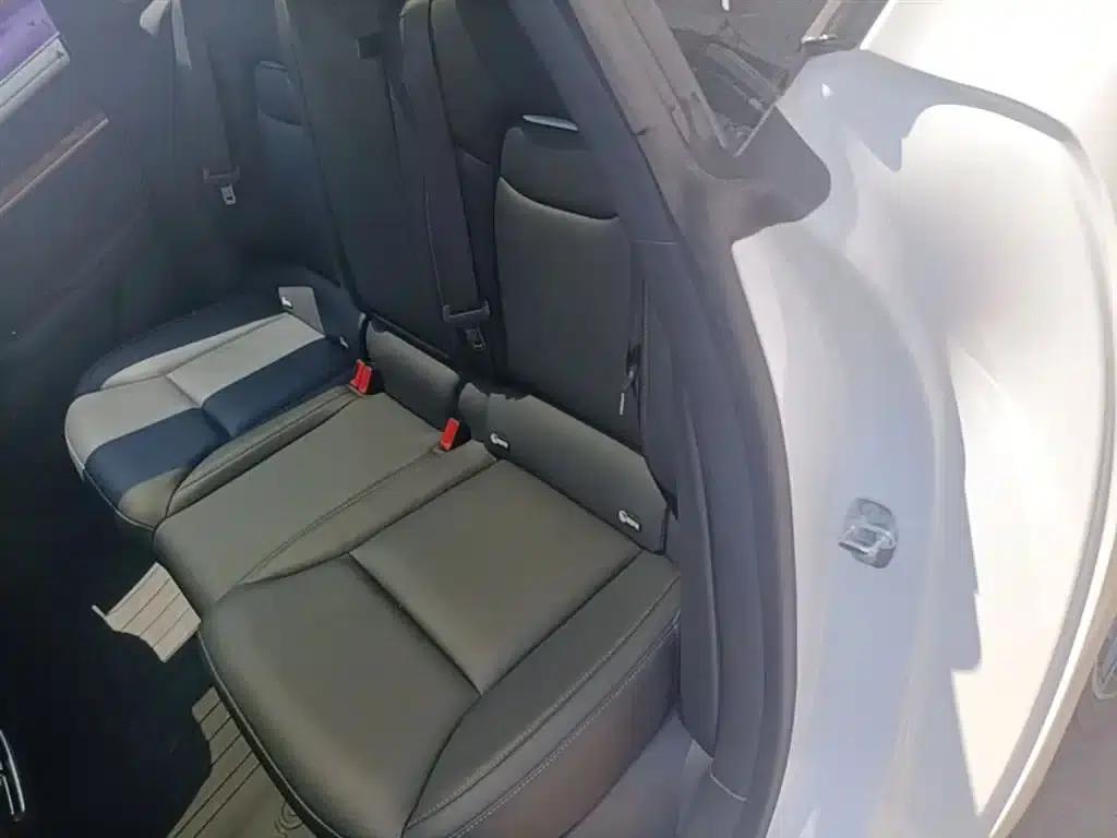 Nezha S 2023 Pure Electric 520km Rear-Wheel Drive Lite Edition — миниатюра 17