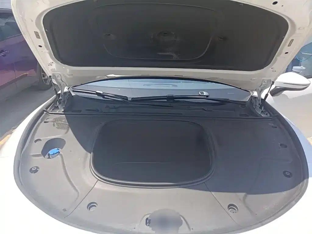Nezha S 2023 Pure Electric 520km Rear-Wheel Drive Lite Edition — миниатюра 20