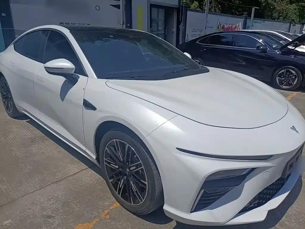 Nezha S 2023 Pure Electric 520km Rear-Wheel Drive Lite Edition — миниатюра 4
