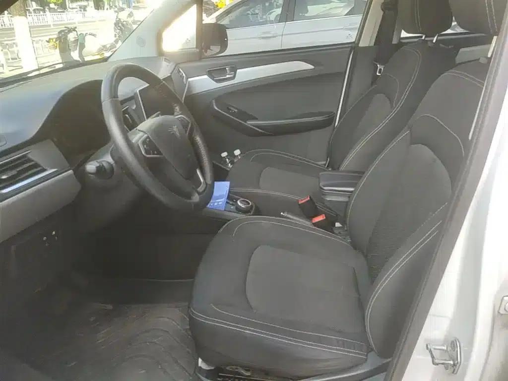 Nezha N01 2019 Model 380V — миниатюра 15