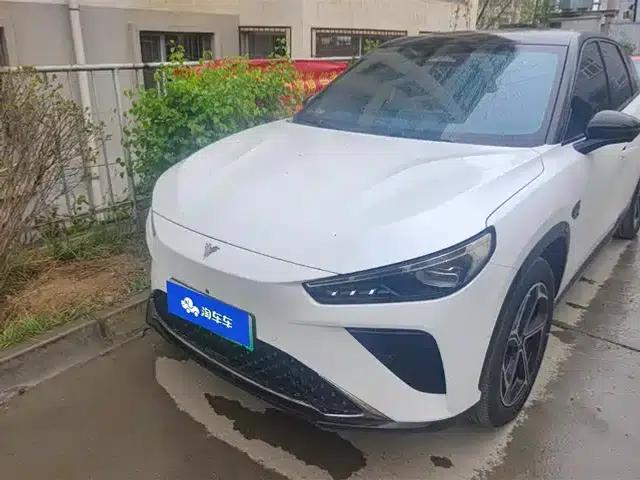 Nezha L 2024 Pure Electric 510 Flash Charge Red Edition