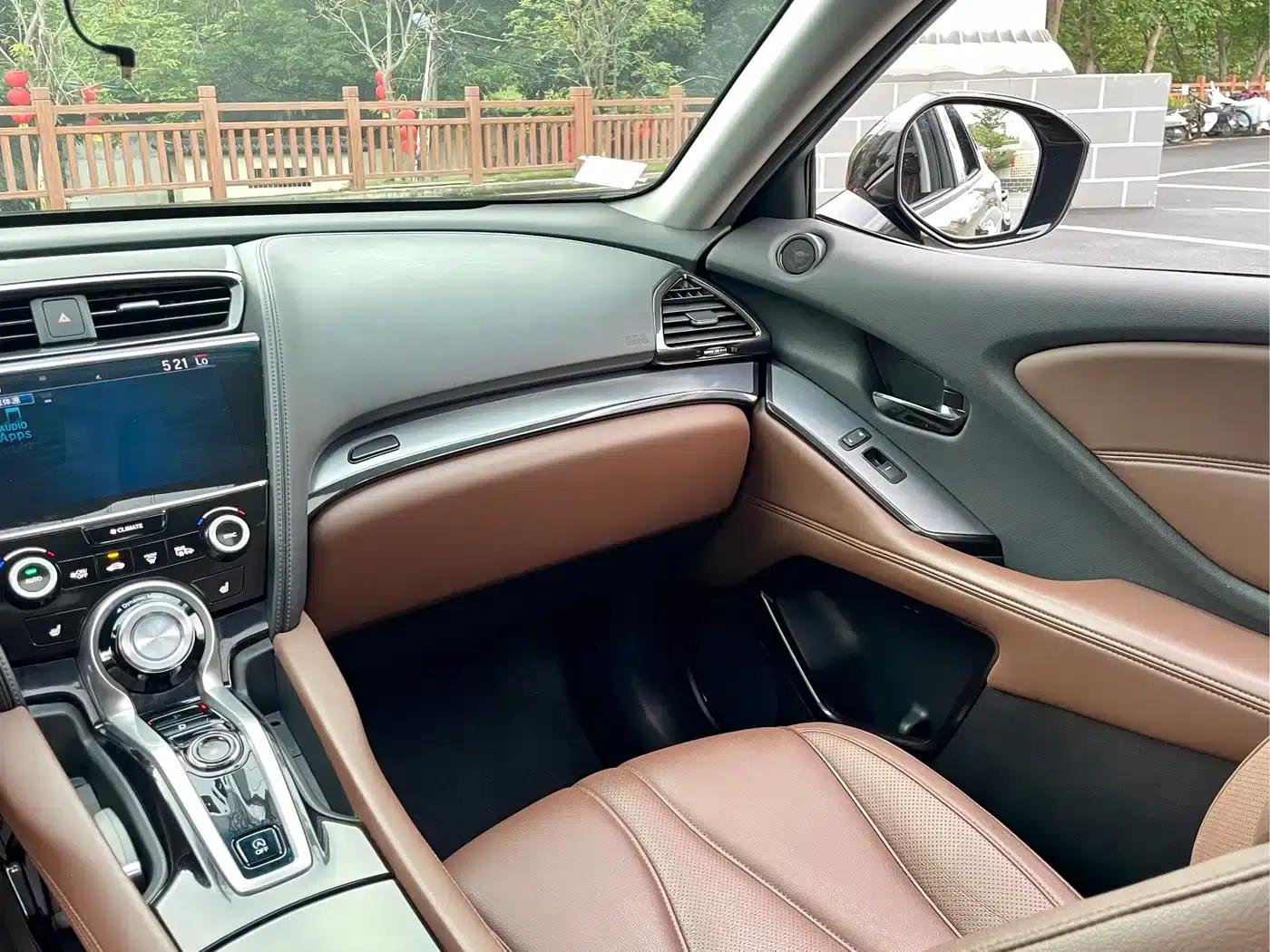 Acura CDX 2016 1.5T 2WD Premium Edition — миниатюра 19
