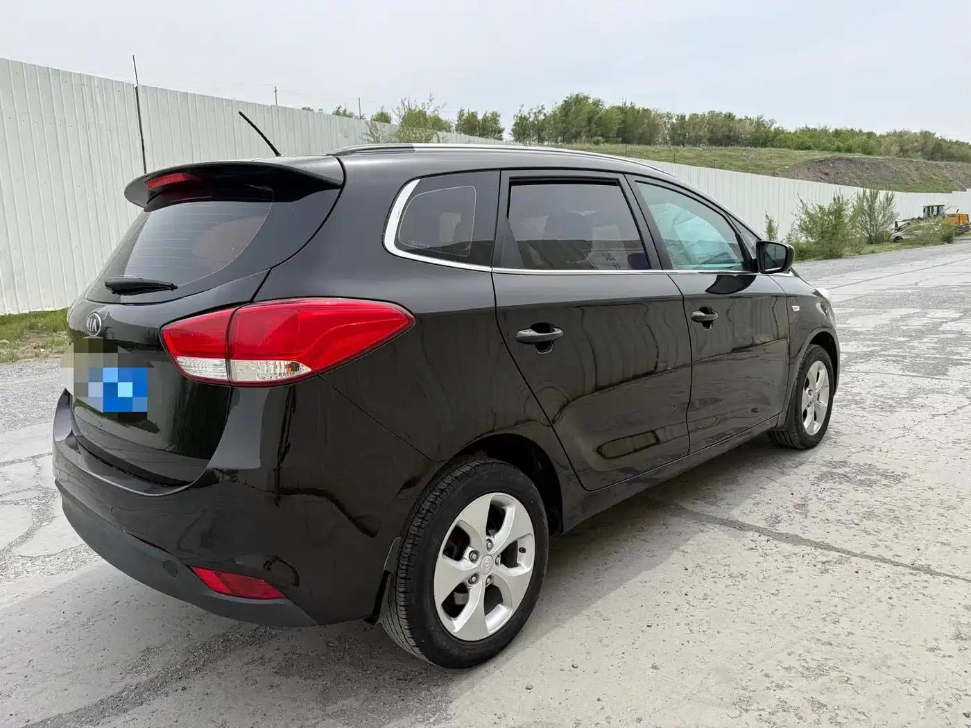 Carens 2013 2.0L 5-seater Automatic Standard Edition (National IV Emission Standard) — миниатюра 6
