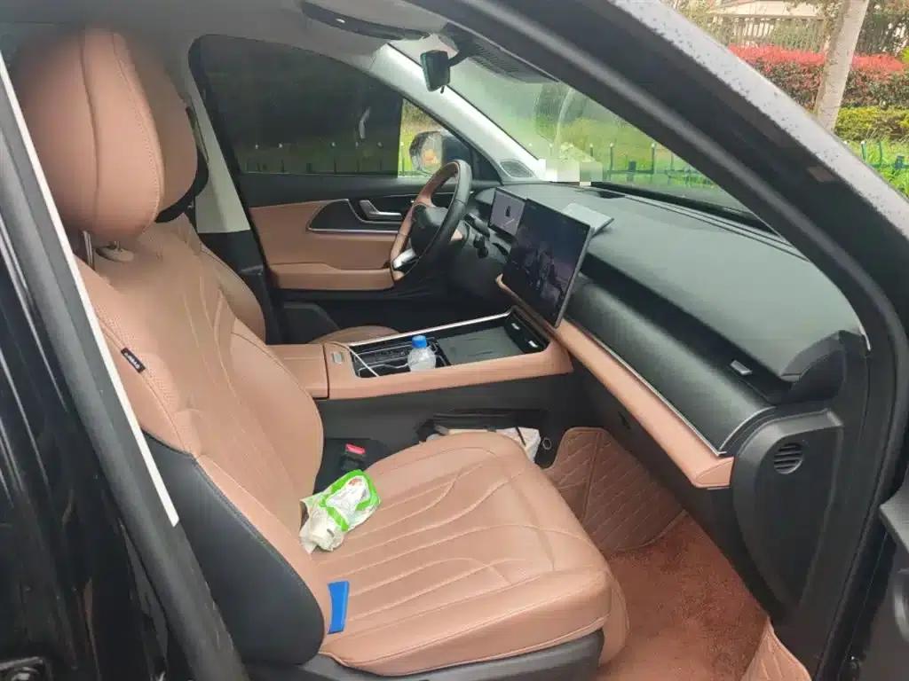 Chery Tiggo 8L 2024 2.0T 2WD Premium Edition 5-seater — миниатюра 20