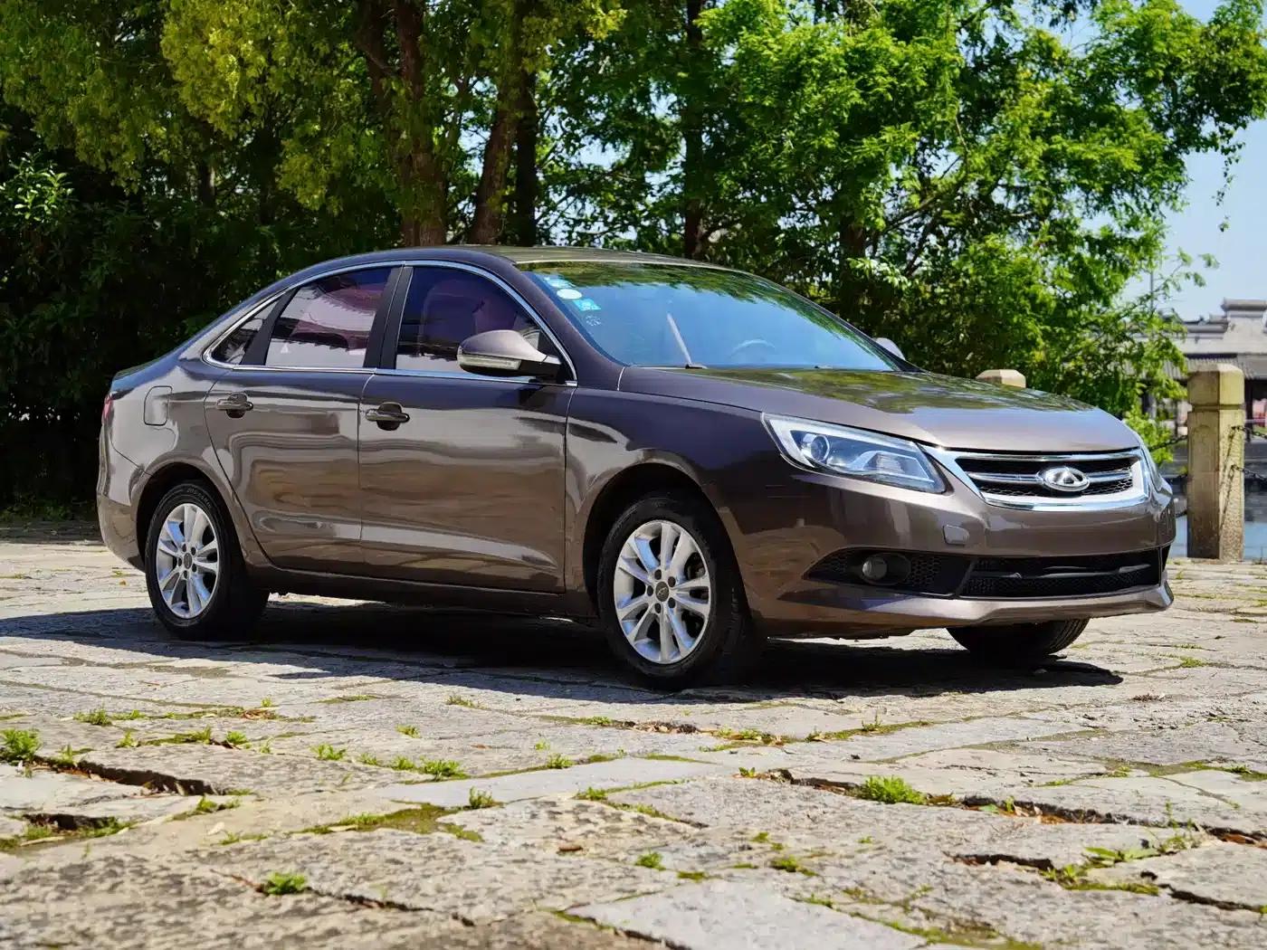 Chery Arrizo 7 2015 1.6L Manual Elite Edition — миниатюра 3