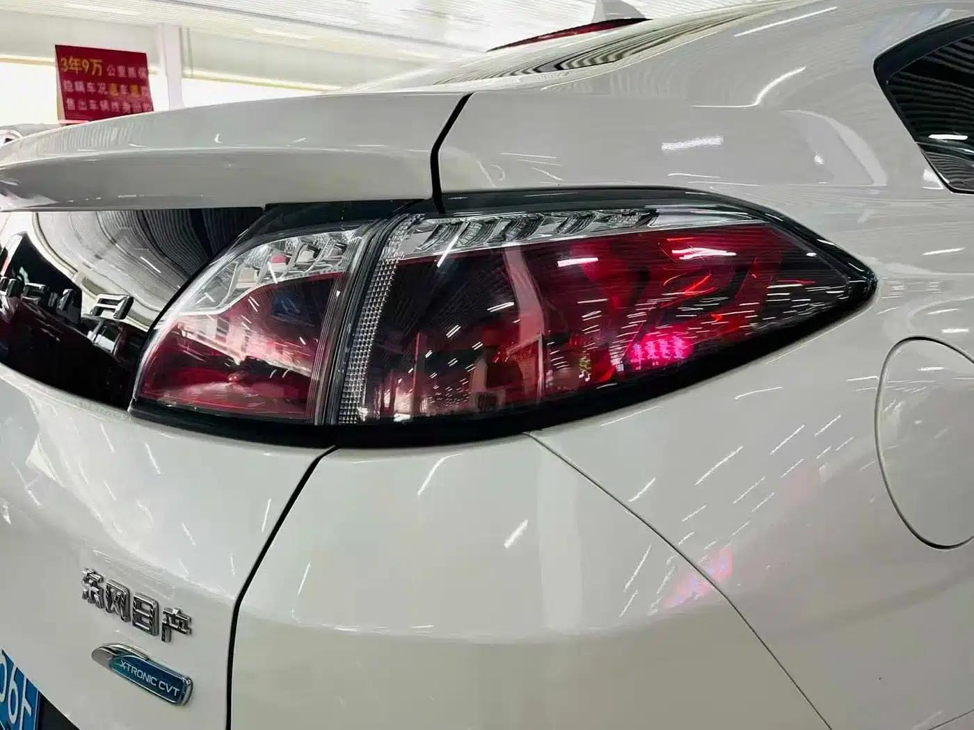 Venucia T90 2017 2.0L CVT Premium Edition — миниатюра 15
