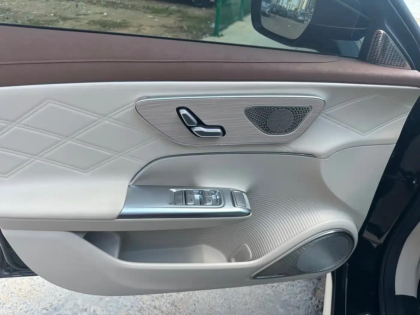 Fengyun A9L 2025 Model 260km Extended Range Luxury Edition — миниатюра 17