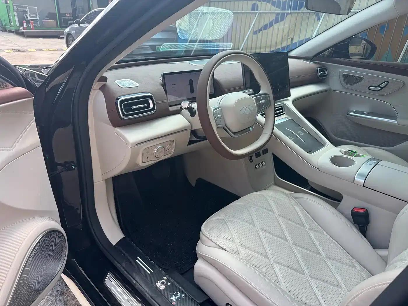 Fengyun A9L 2025 Model 260km Extended Range Luxury Edition — миниатюра 18