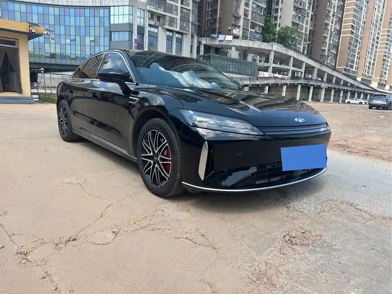 Fengyun A9L 2025 Model 260km Extended Range Luxury Edition — миниатюра 3