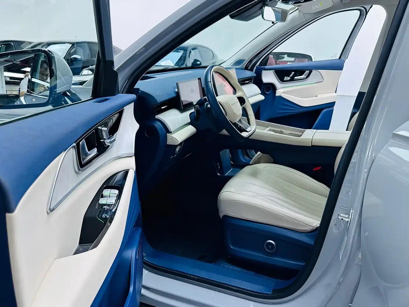 Fengyun T9 2024 Model 120 Long Range Flagship 7-Seater Ternary Lithium — миниатюра 4