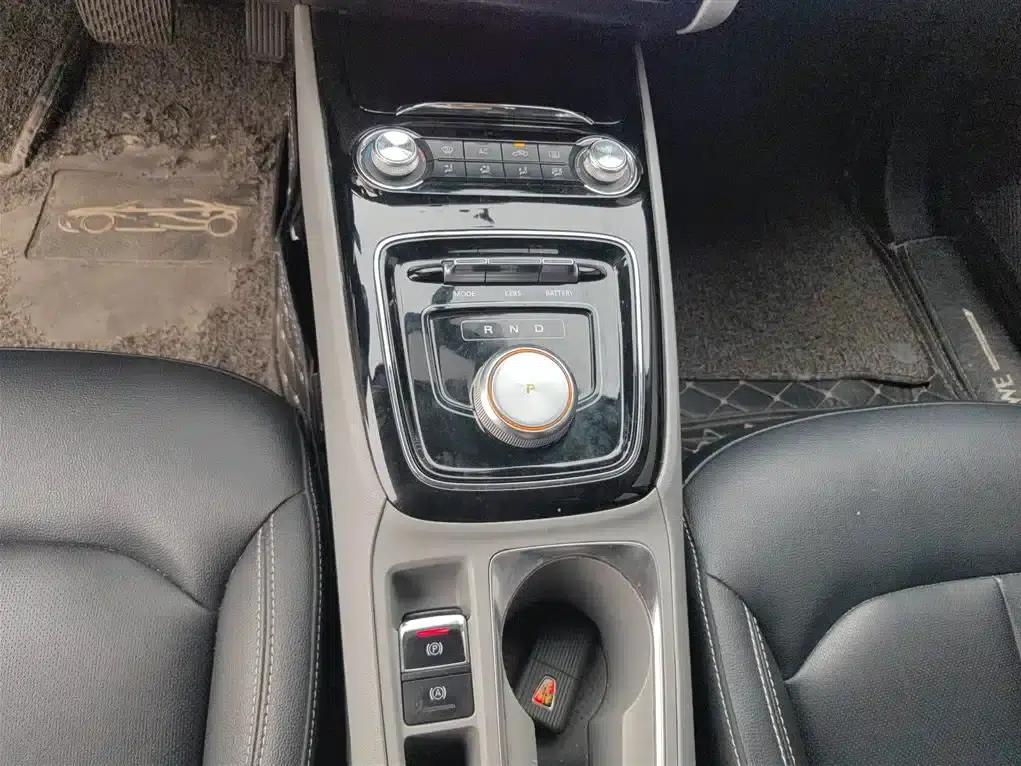 Roewe Ei5 2018 Internet Luxury Edition — миниатюра 14