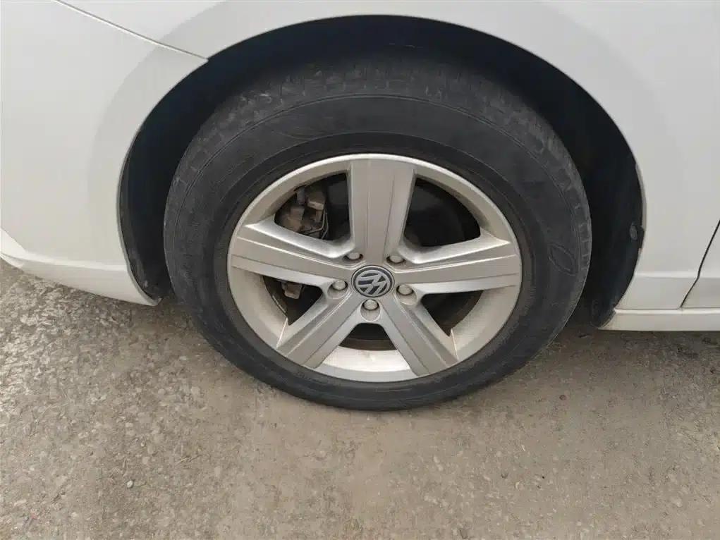 Roewe Ei5 2018 Internet Luxury Edition — миниатюра 23