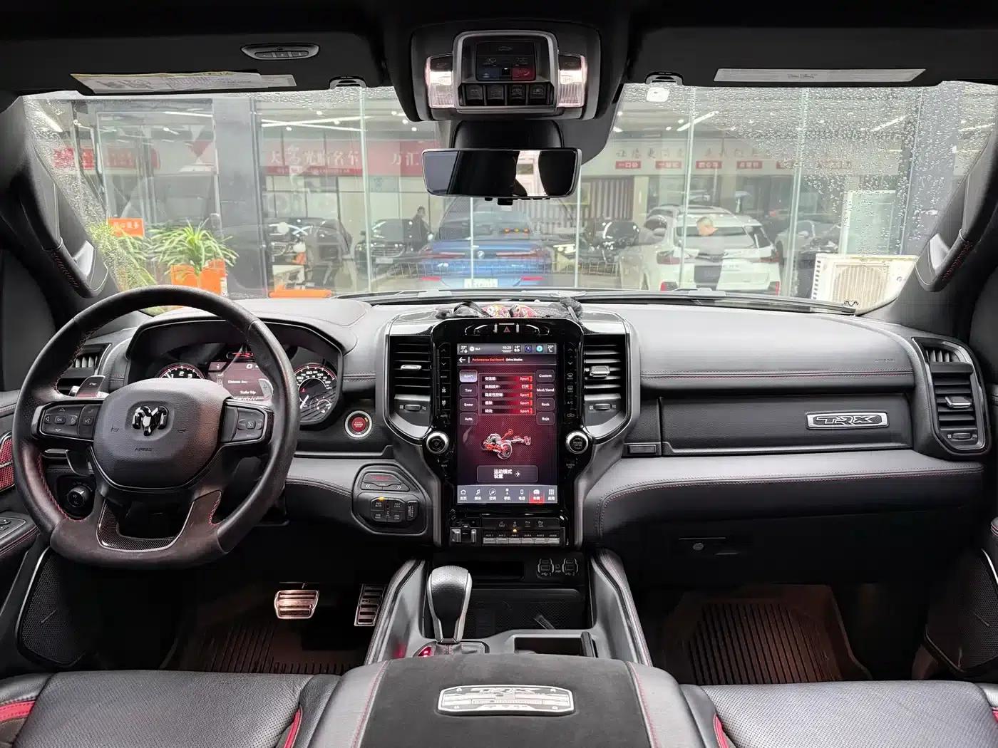 RAM Trucks Tyrannosaurus Rex 2023 6.2T Automatic — миниатюра 12