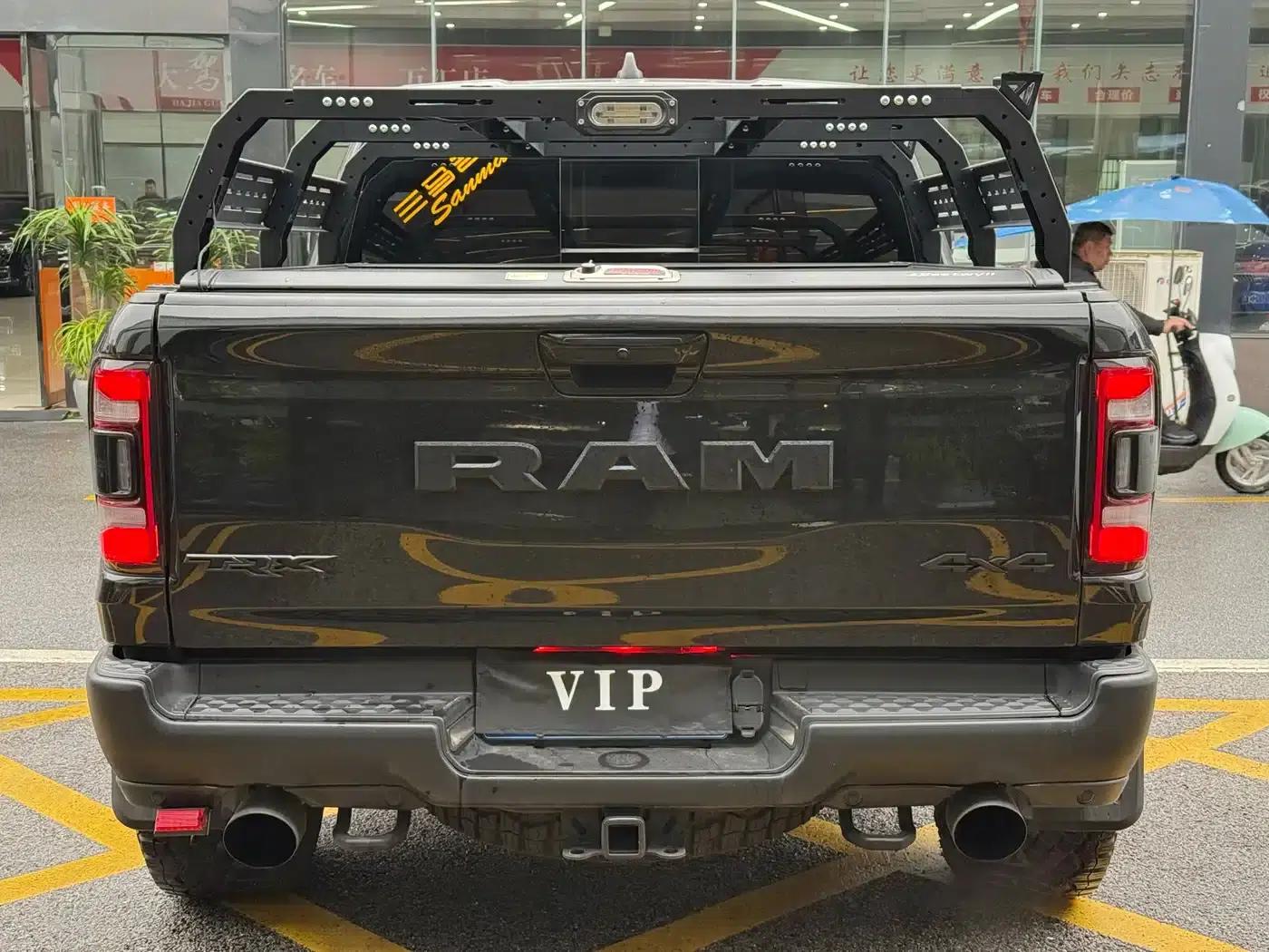 RAM Trucks Tyrannosaurus Rex 2023 6.2T Automatic — миниатюра 5