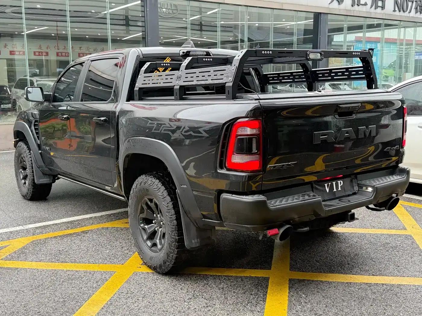RAM Trucks Tyrannosaurus Rex 2023 6.2T Automatic — миниатюра 6