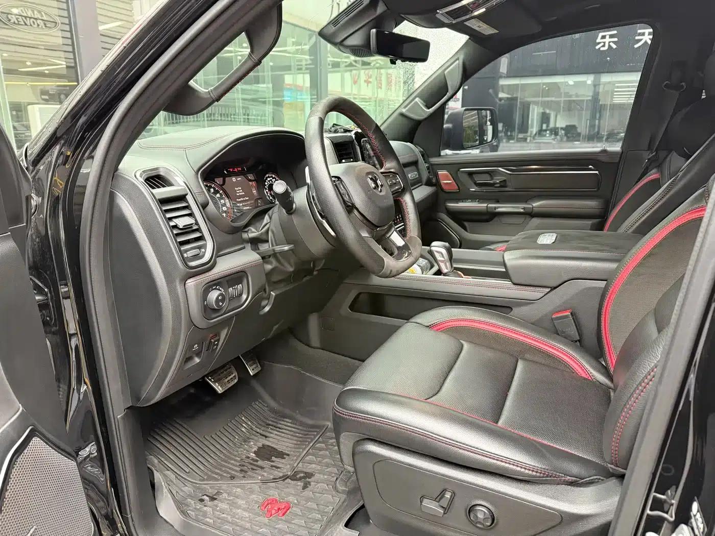 RAM Trucks Tyrannosaurus Rex 2023 6.2T Automatic — миниатюра 7
