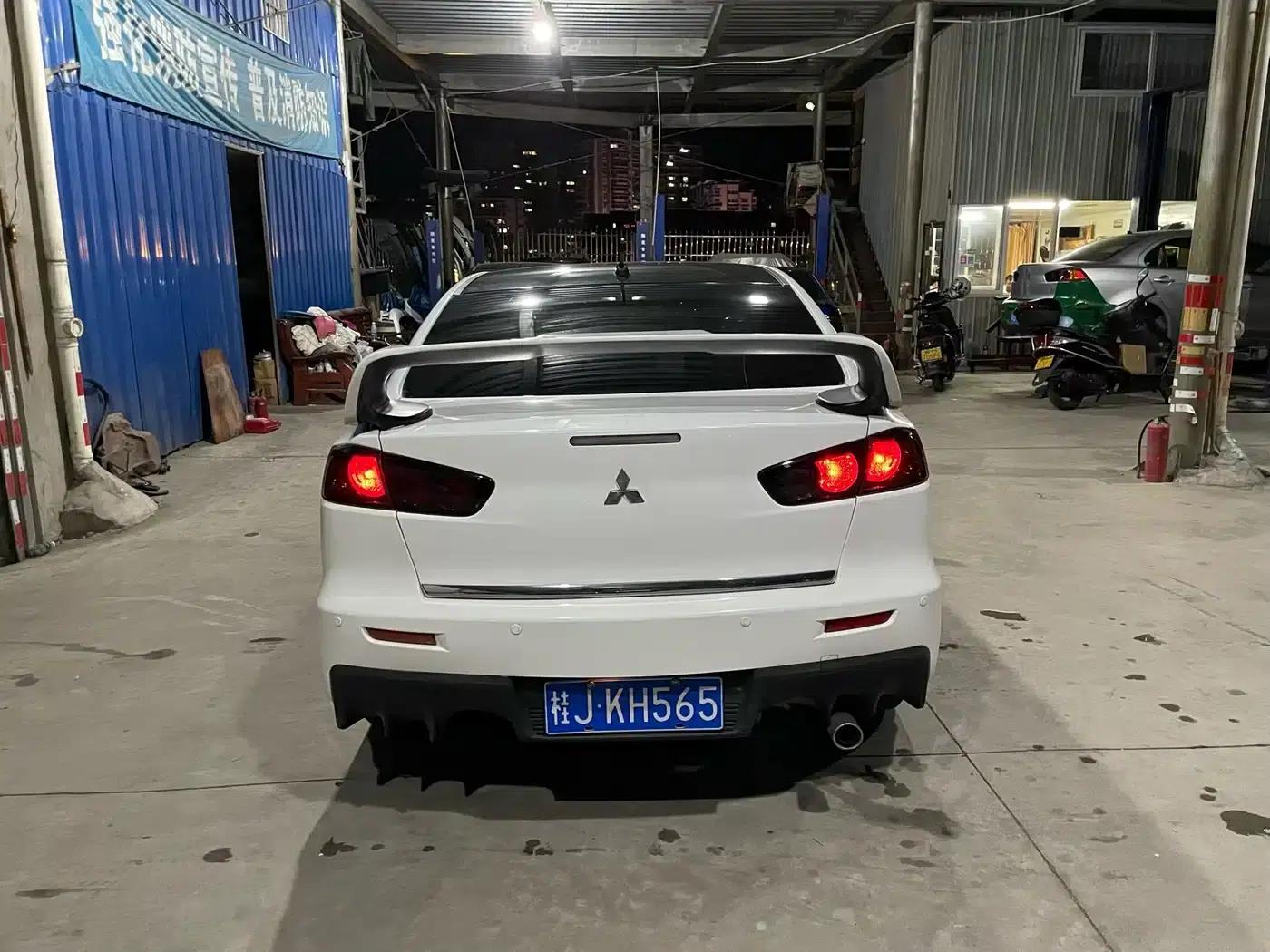 Lancer EX 2011 Luxury Edition 1.8L CVT — миниатюра 4