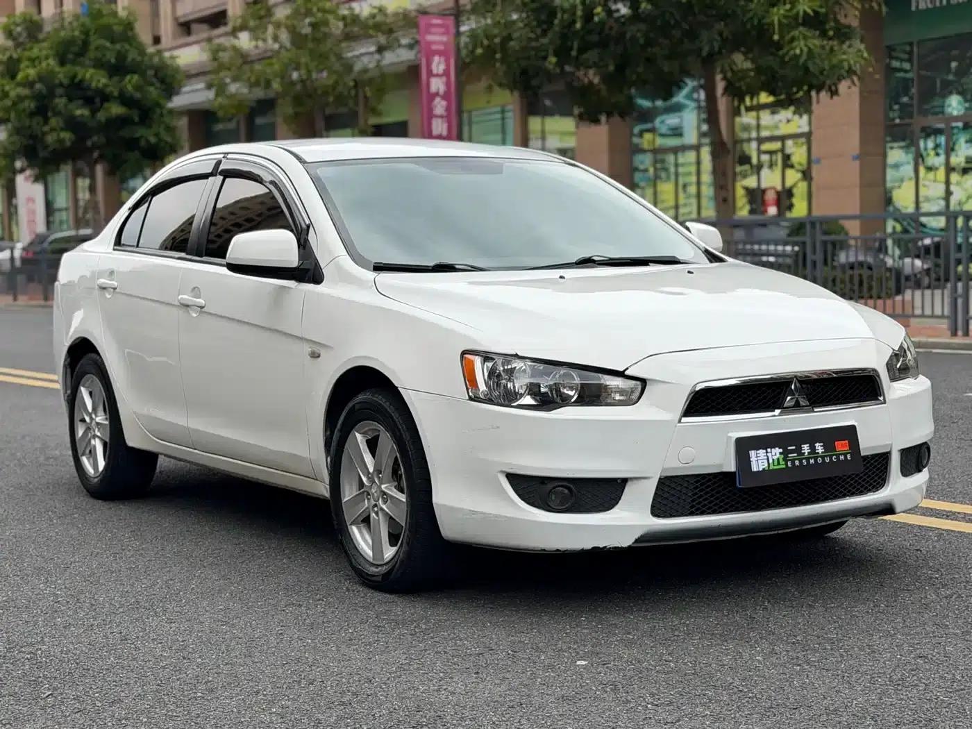 Lancer EX 2010 Fashion Edition 1.8L CVT Comfort — миниатюра 3