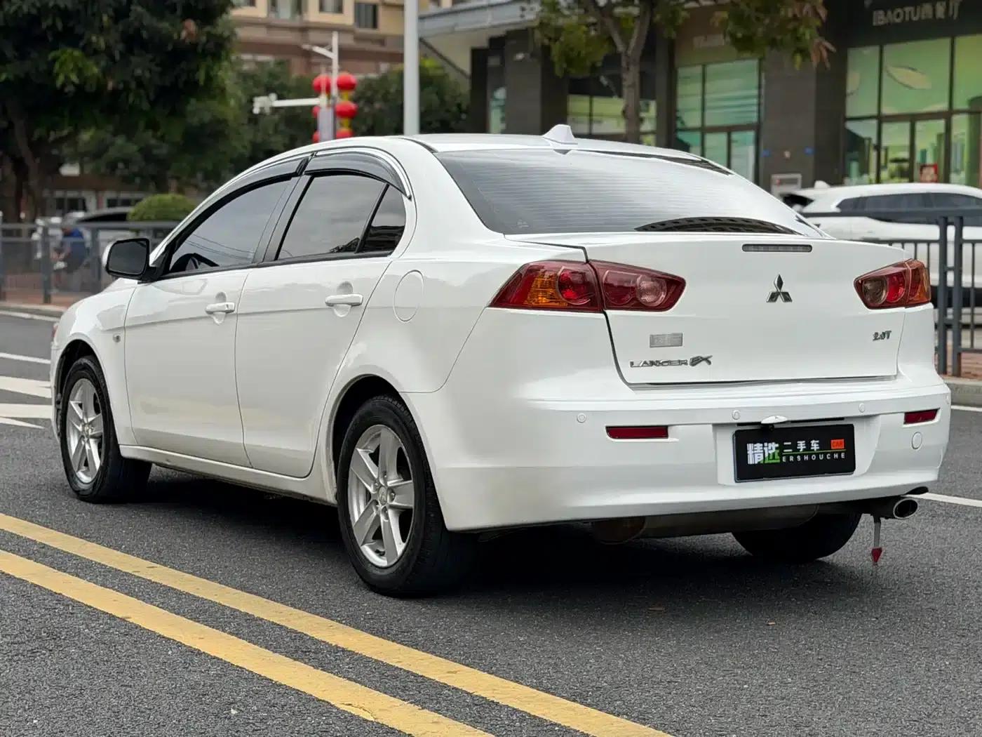 Lancer EX 2010 Fashion Edition 1.8L CVT Comfort — миниатюра 9