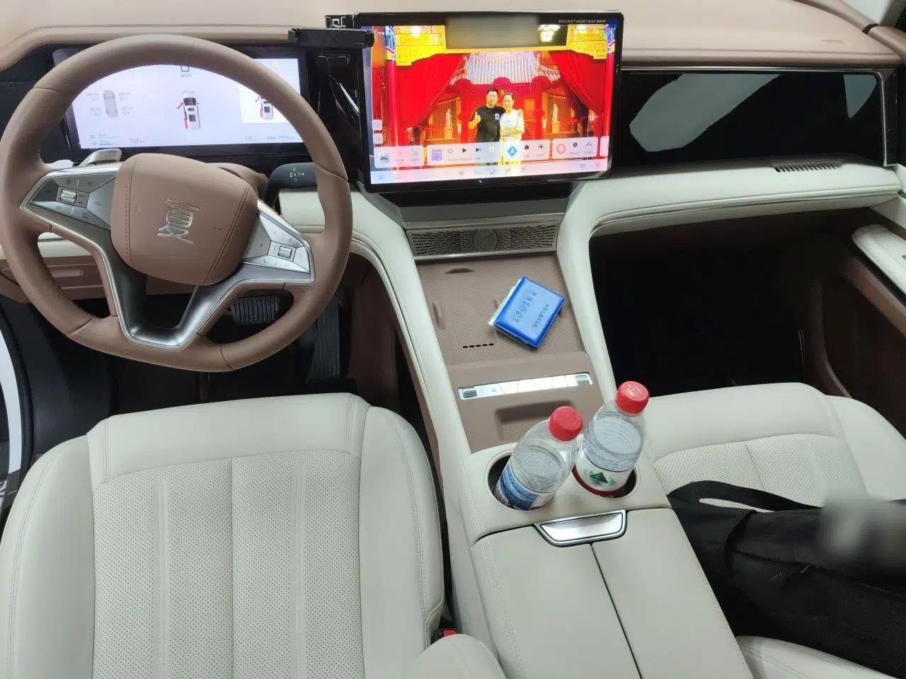 BYD Xia 2025 DM-i 1.5T 180km Beyond Edition — миниатюра 10