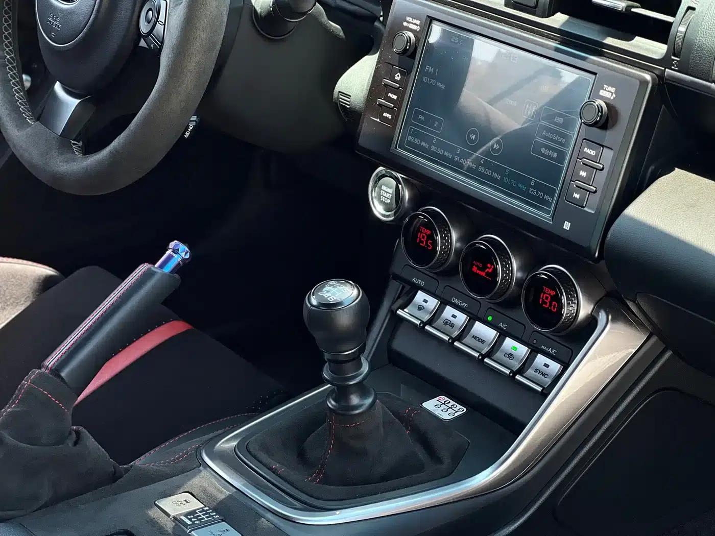 2022 Subaru BRZ 2.4L Manual — миниатюра 13