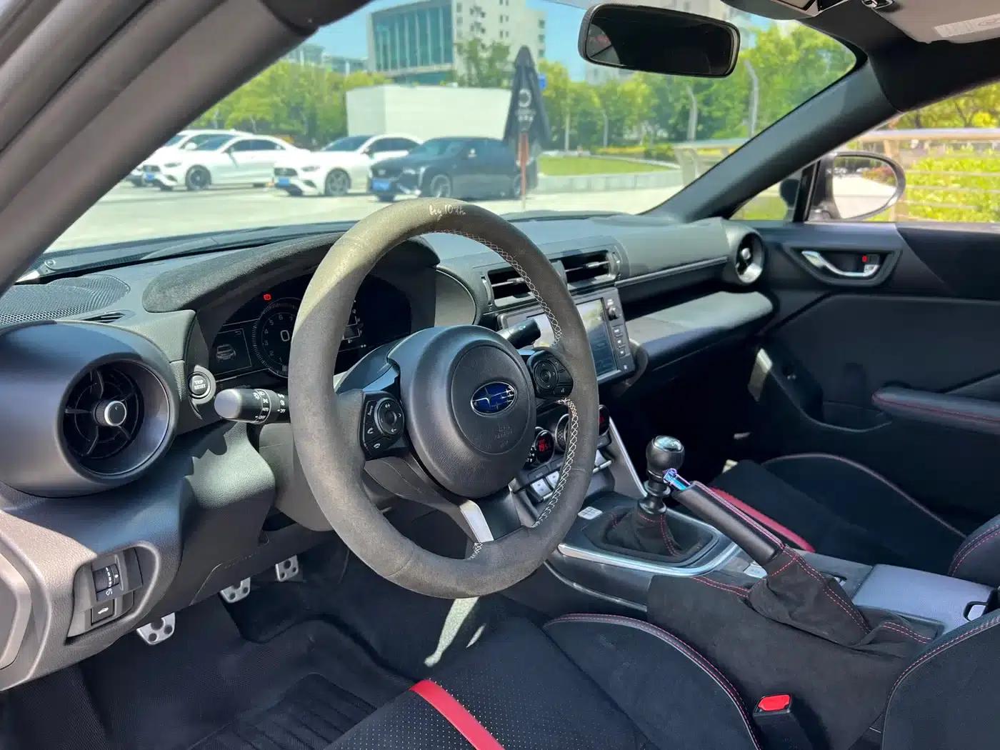 2022 Subaru BRZ 2.4L Manual — миниатюра 9