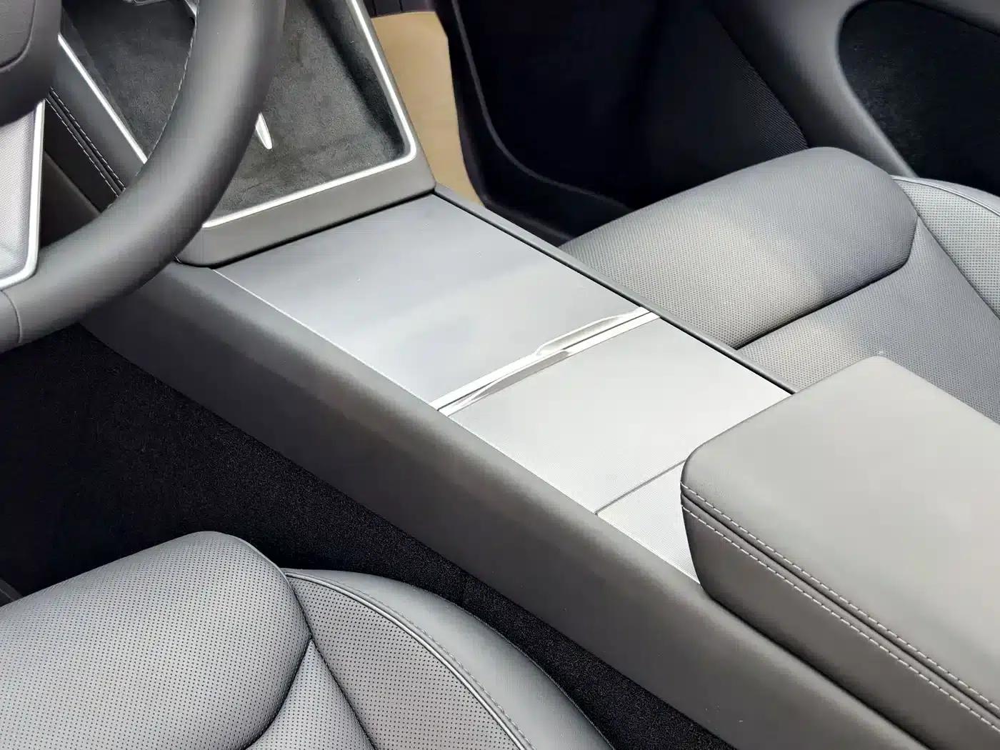 Model Y L 2025 Long Range All-Wheel Drive — миниатюра 19