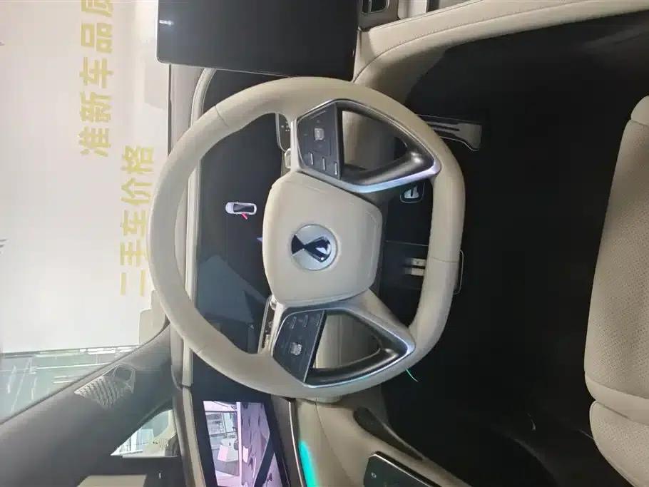Denza Z9 2024 Model, 1100km Range, 4WD Ultra Edition — миниатюра 15