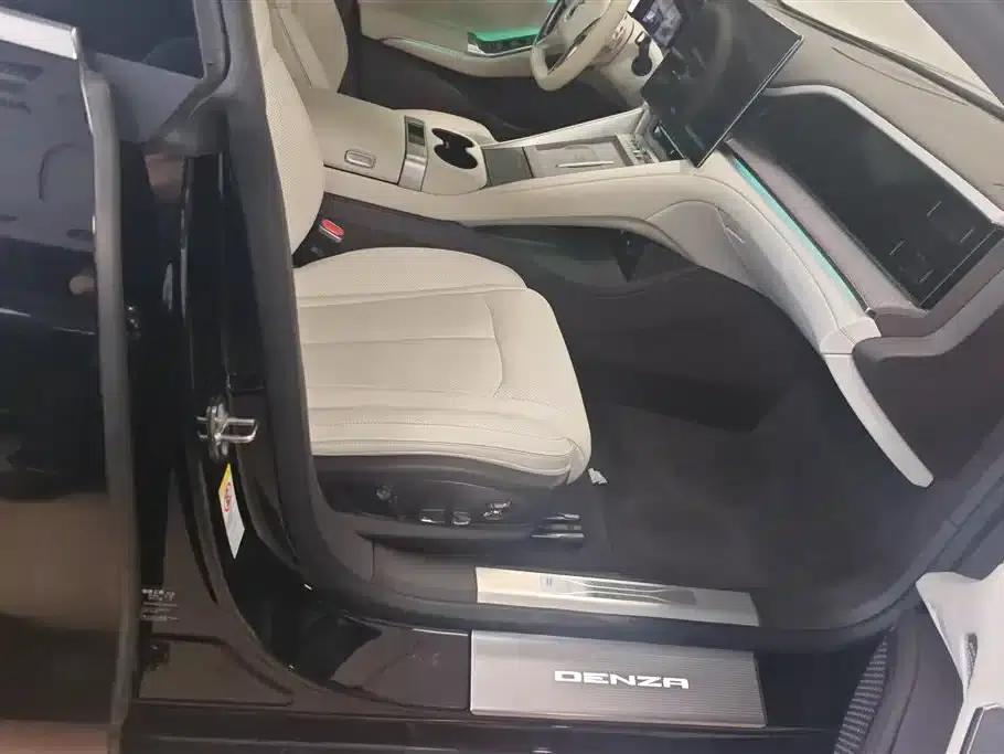 Denza Z9 2024 Model, 1100km Range, 4WD Ultra Edition — миниатюра 8