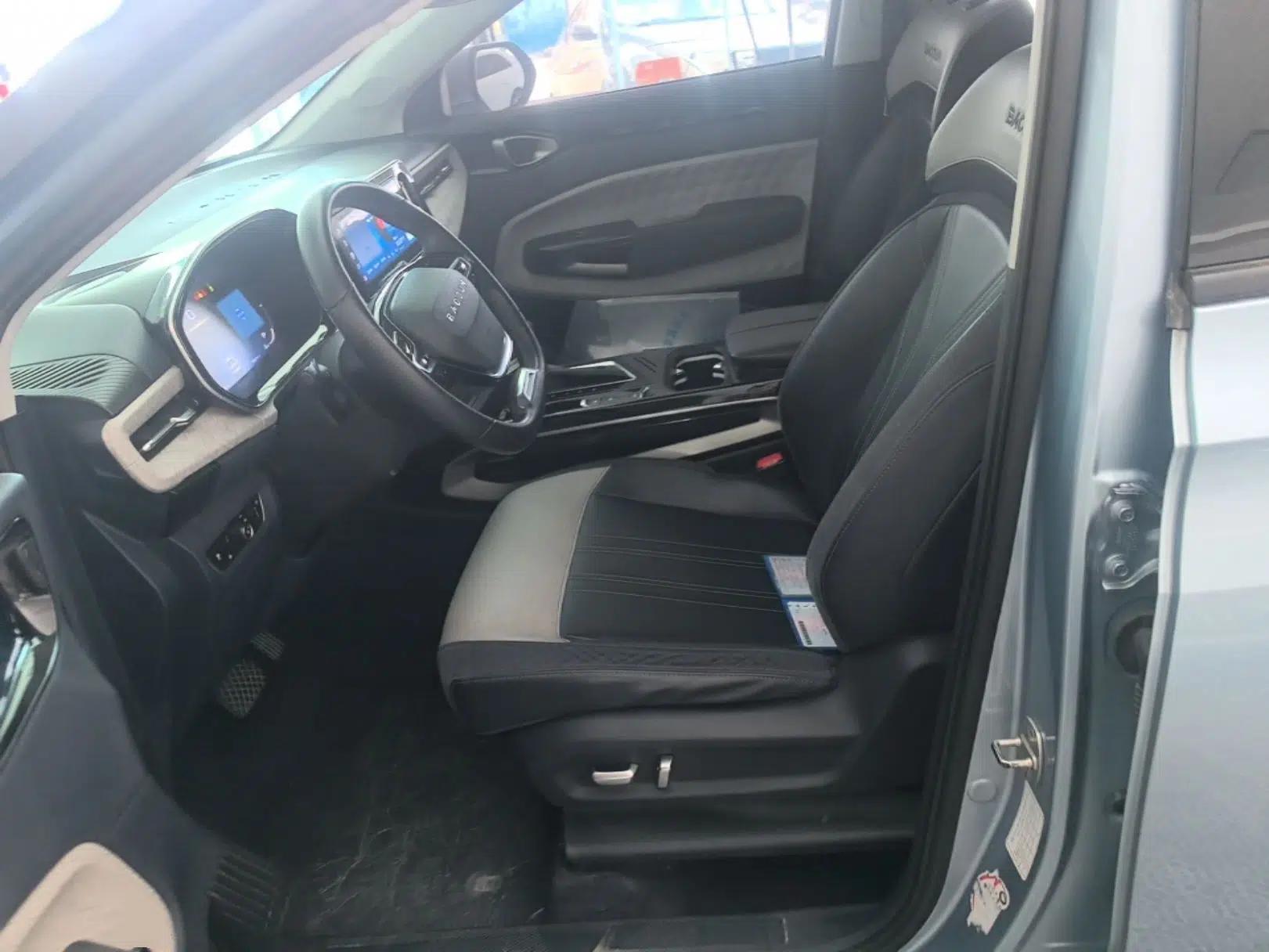 Baojun RM-5 2019 1.5T CVT 24-Hour Online Prestige Version 6 Seats — миниатюра 18