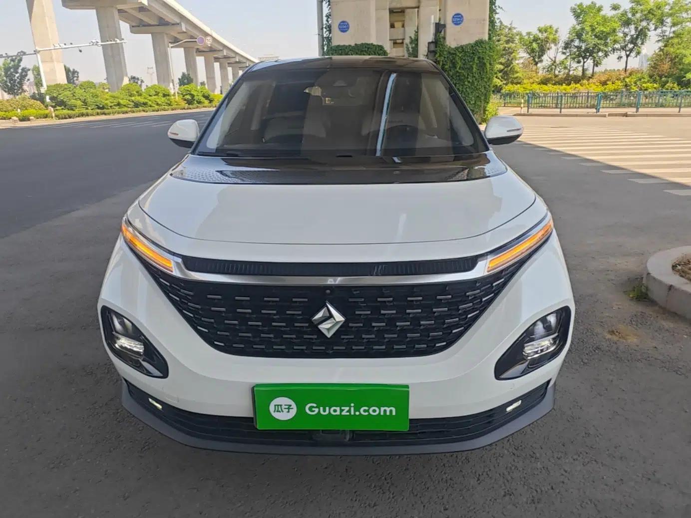 Baojun RM-5 2019 1.5T CVT 24-Hour Online Prestige Version 6 Seats — миниатюра 2