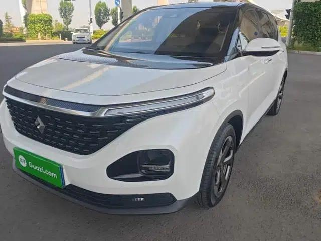 Baojun RM-5 2019 1.5T CVT 24-Hour Online Prestige Version 6 Seats