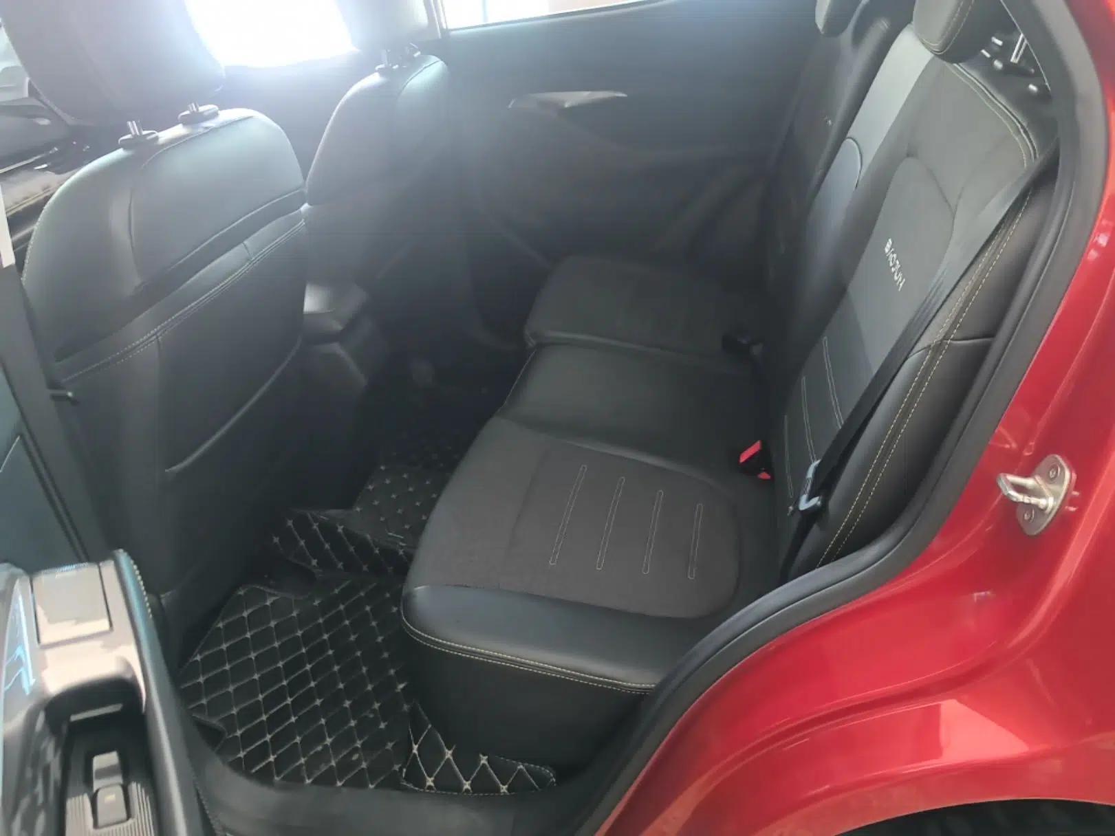 Baojun RS-3 2020 1.5L CVT Elite Version with 24-Hour Online Service — миниатюра 20