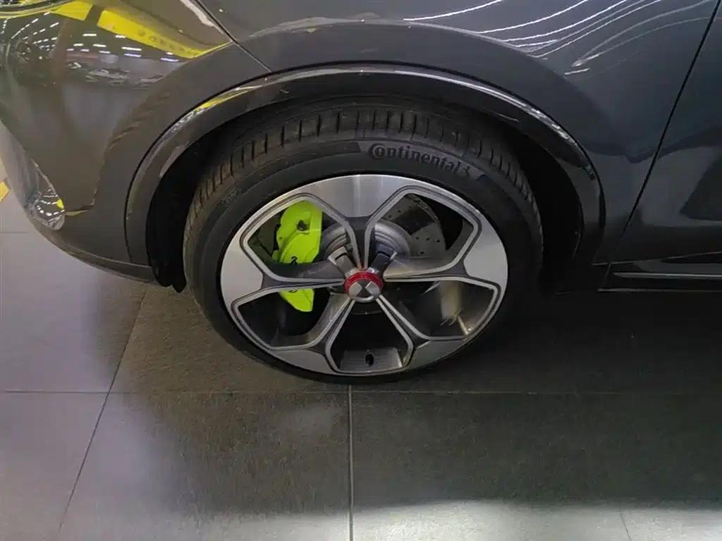 Denza X 2020 PHEV Flagship Edition — миниатюра 23
