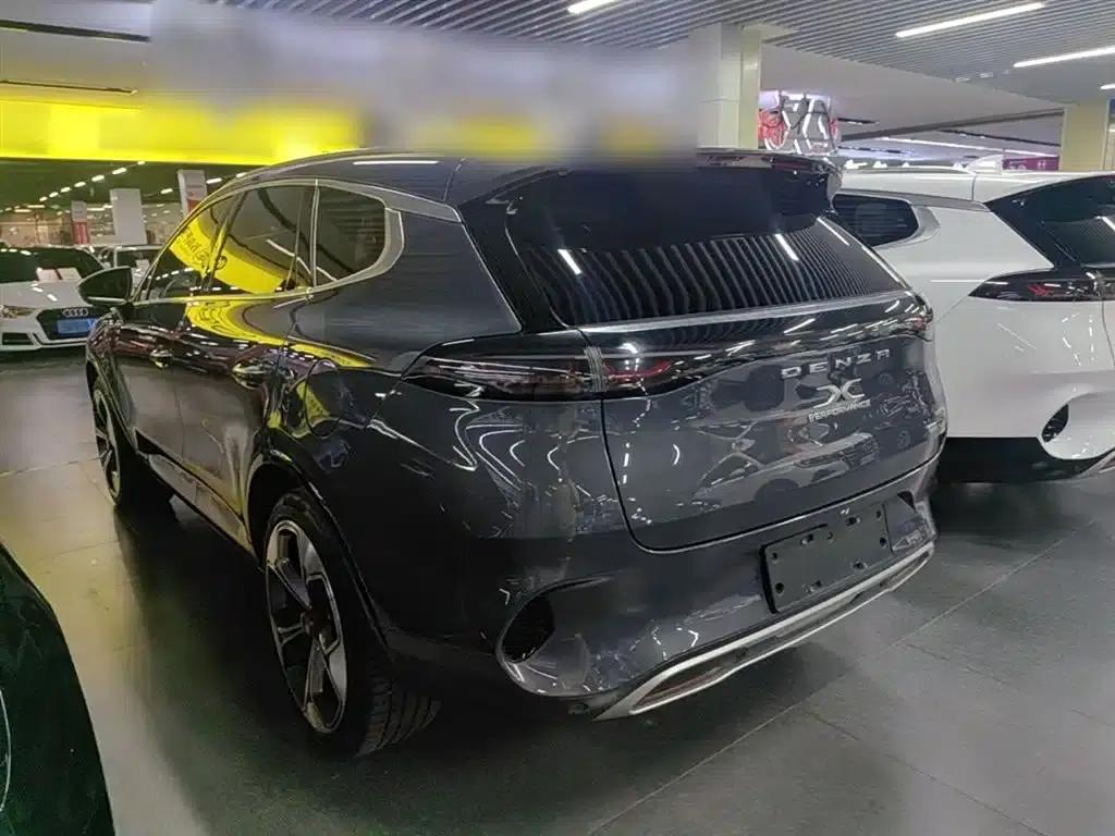Denza X 2020 PHEV Flagship Edition — миниатюра 5