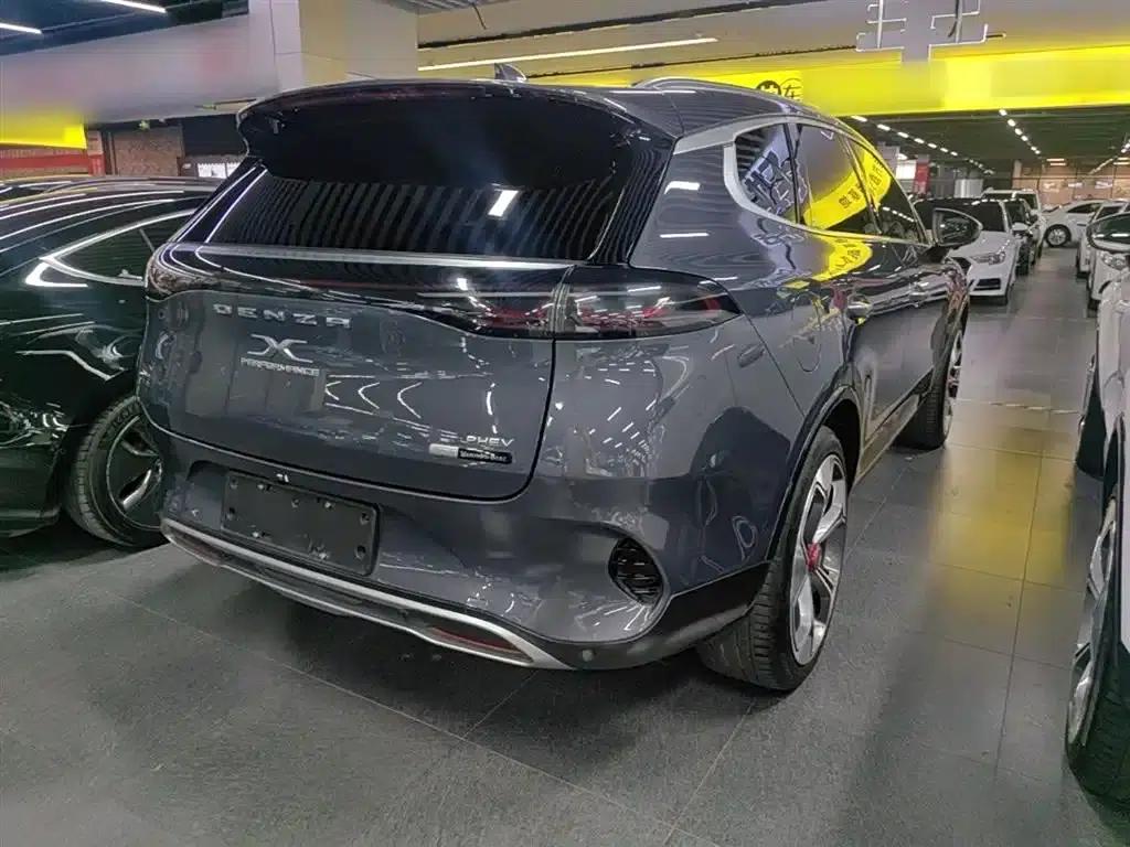 Denza X 2020 PHEV Flagship Edition — миниатюра 7