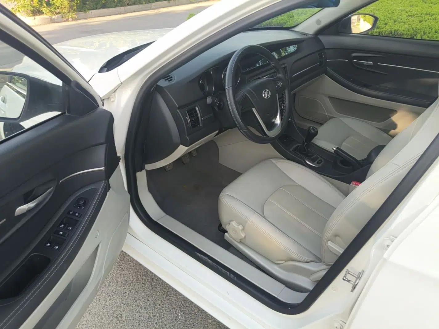 BAIC Senova D50 2014 1.5L manual comfort version — миниатюра 19