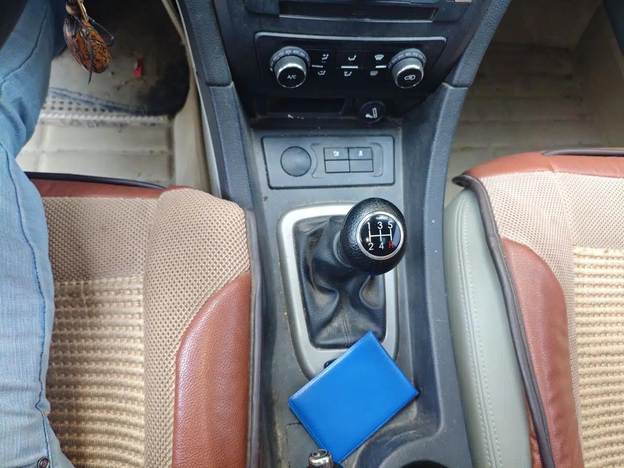 BAIC Senova D50 2014 1.5L manual comfort version — миниатюра 15