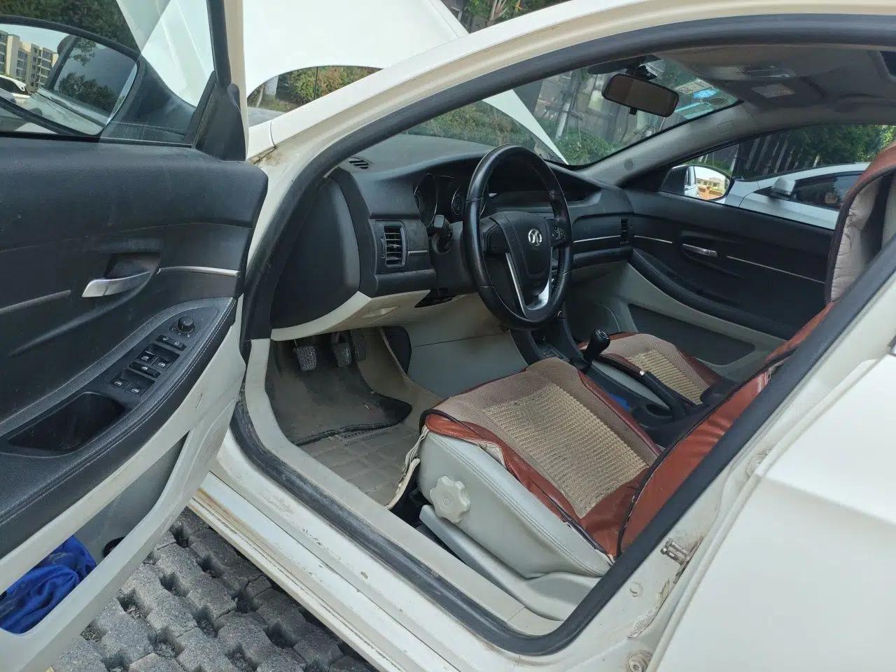 BAIC Senova D50 2014 1.5L manual comfort version — миниатюра 17