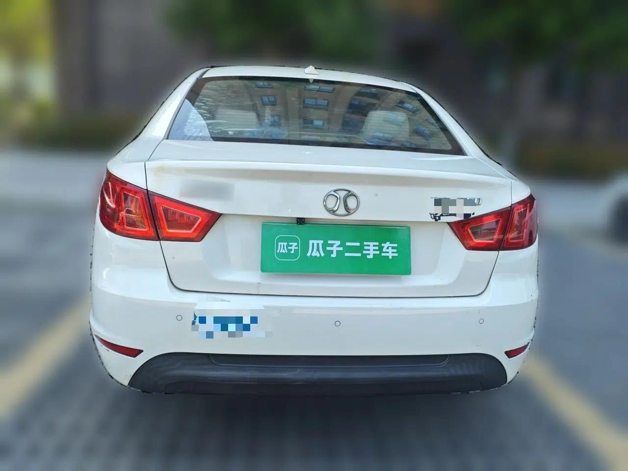 BAIC Senova D50 2014 1.5L manual comfort version — миниатюра 5