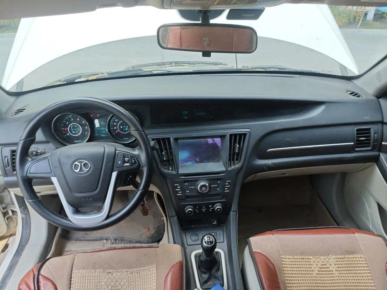 BAIC Senova D50 2014 1.5L manual comfort version — миниатюра 10