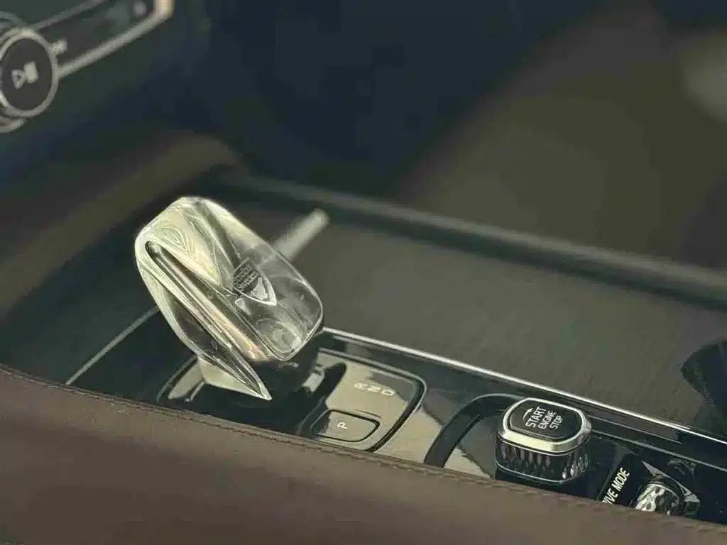 2021 Volvo XC90 Plug-in Hybrid E-Drive Hybrid T8 Inscription Luxury Edition (7-seater) — миниатюра 7