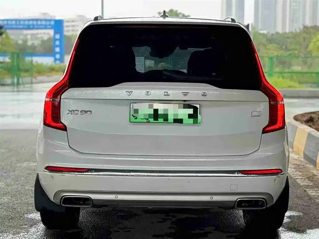 2021 Volvo XC90 Plug-in Hybrid E-Drive Hybrid T8 Inscription Luxury Edition (7-seater) — миниатюра 9