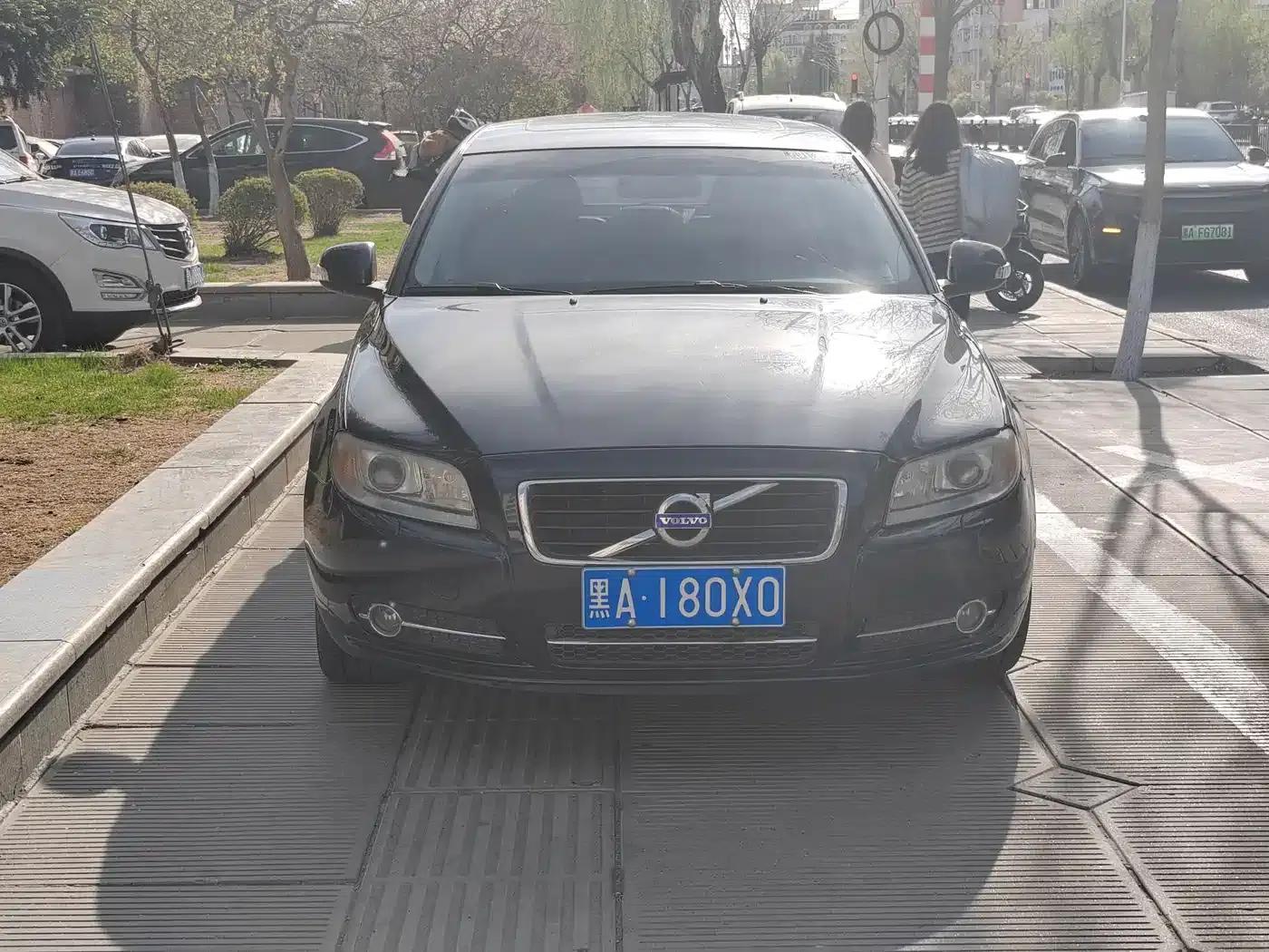 Volvo S80L 2010 3.0T AWD Supreme Edition — миниатюра 3