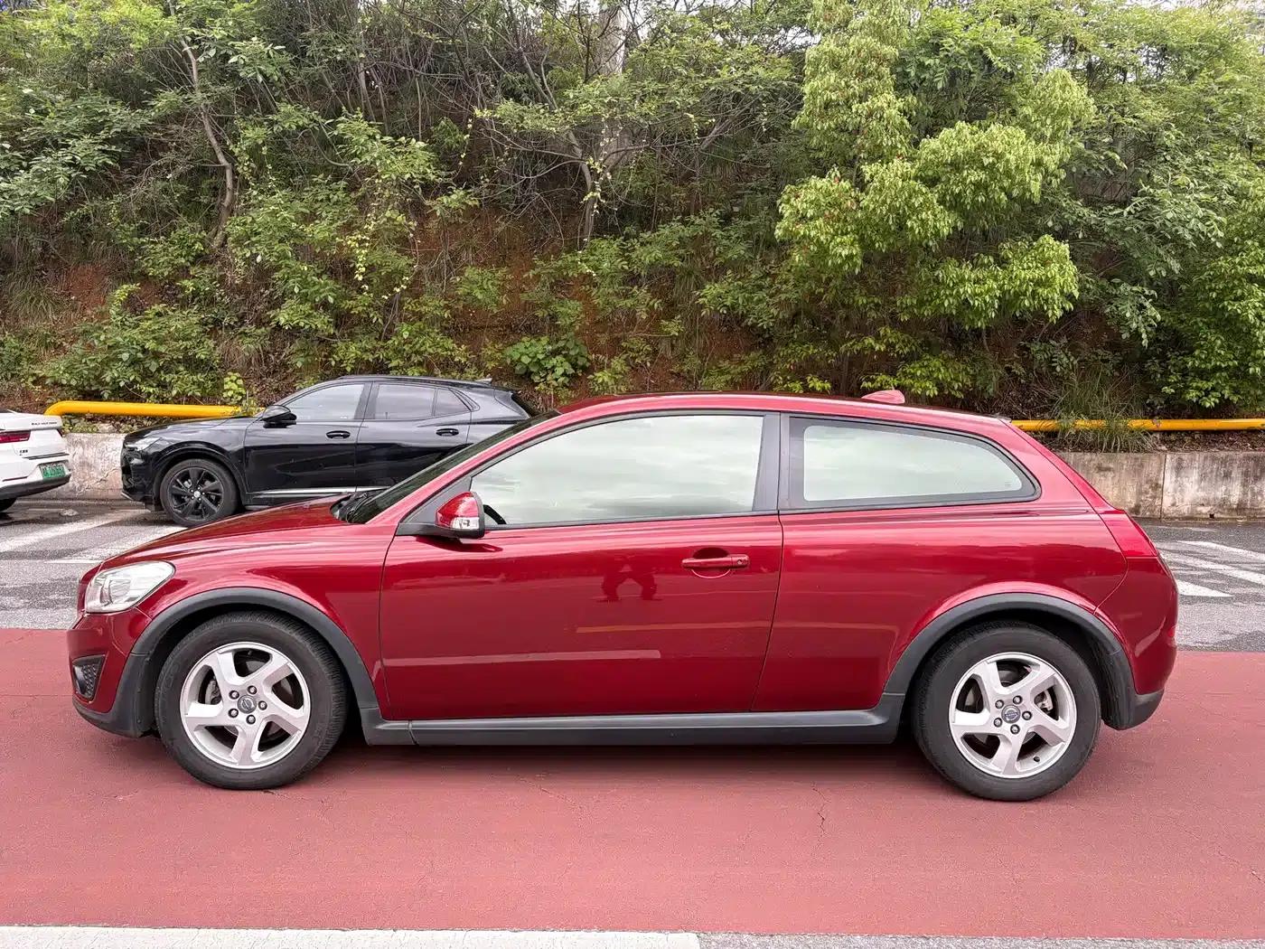 2011 Volvo C30 2.0 R-Design — миниатюра 4