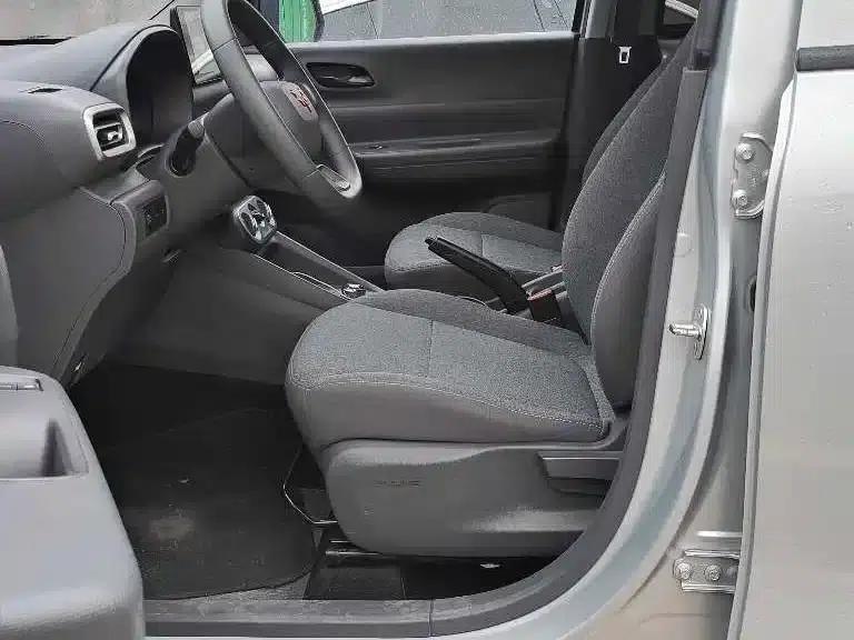 Wuling Hongguang New Energy 2024 Pure Electric Version 300KM Standard Edition — миниатюра 6