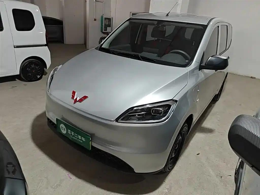 Wuling Hongguang New Energy 2024 Pure Electric Version 300KM Standard Edition — миниатюра 2