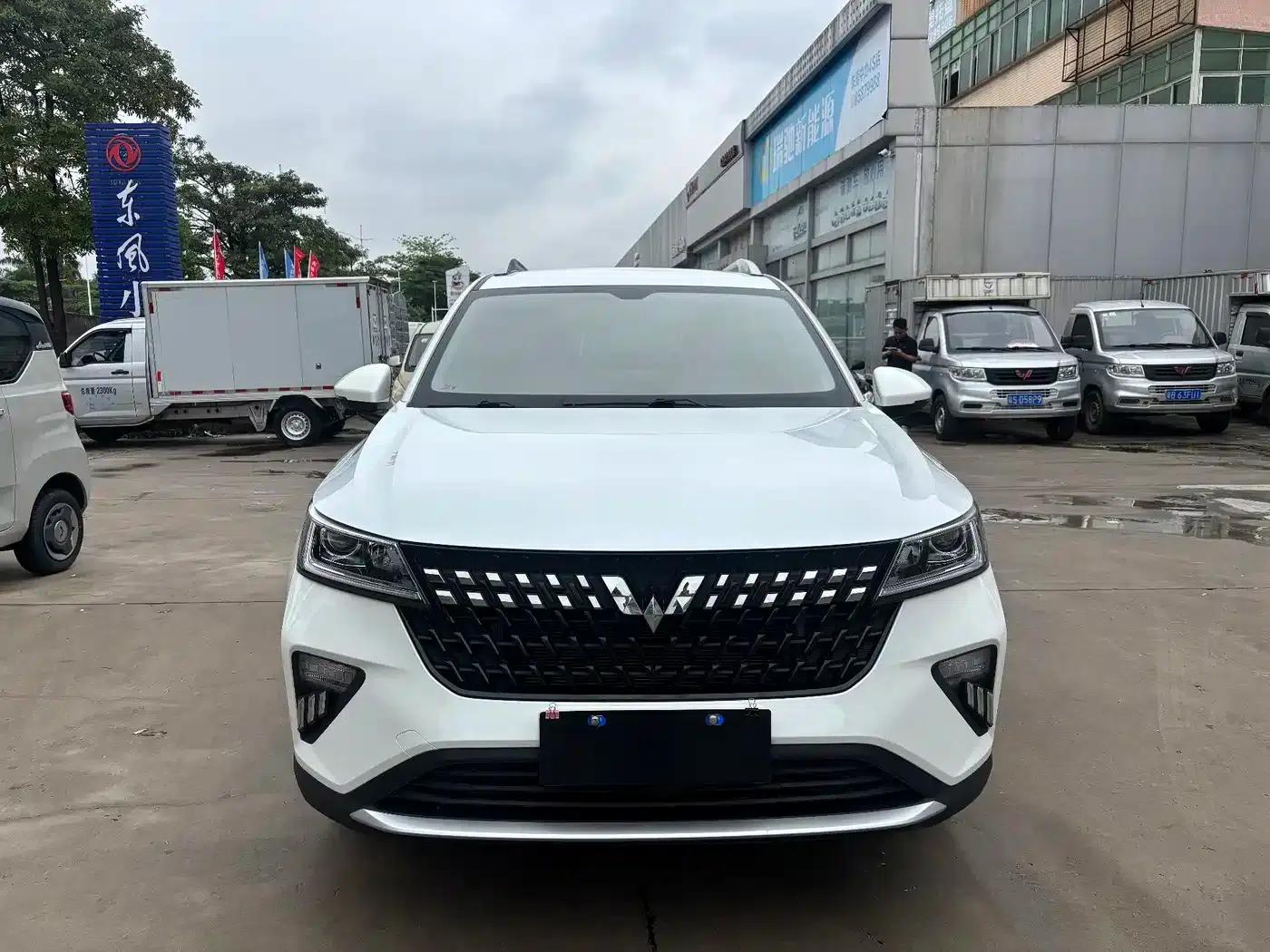 Wuling Xingchi 2023 1.5L CVT Comfort Edition — миниатюра 2