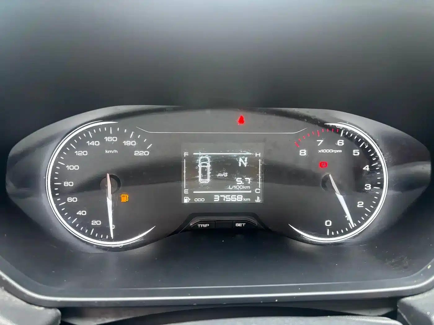 Wuling Xingchi 2023 1.5L CVT Comfort Edition — миниатюра 14